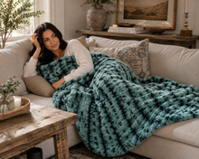 Load image into Gallery viewer, Juniper Luca Milan Minky Blanket