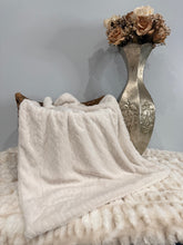 Load image into Gallery viewer, Pearl Avery | Luxury Minky Baby Blanket