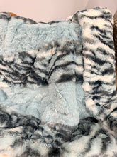 Load image into Gallery viewer, Seamoss Tiger Strip | Luxury Minky Strip Baby Blanket

