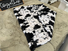 Load image into Gallery viewer, Bessie Milan Blanket
